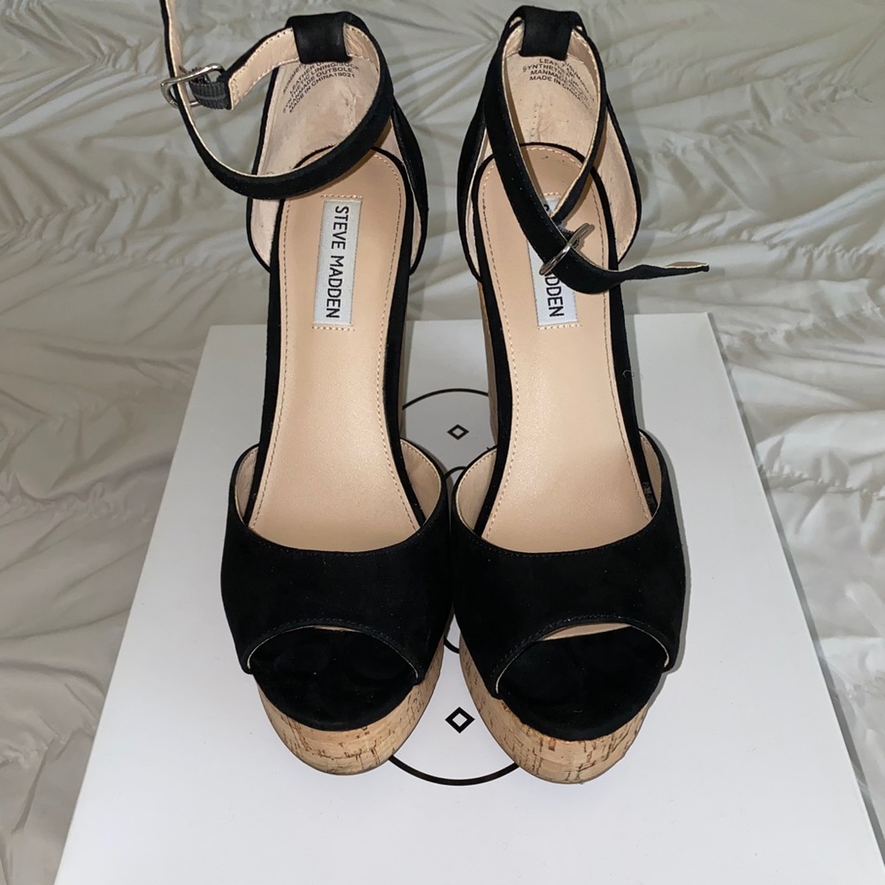 Steve Madden Summer Black Suede Wedges